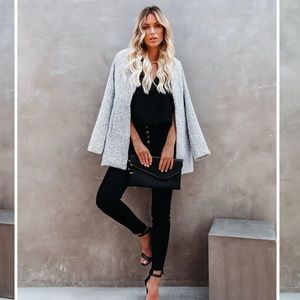 VICI - TAYSHIA POCKETED COAT - HEATHER GREY - XS